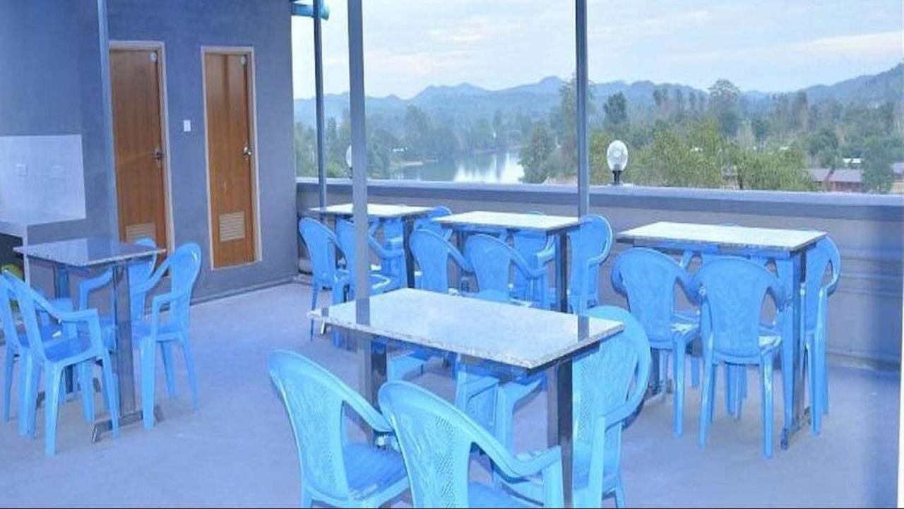Red Dragon Hotel Hsipaw Exterior foto